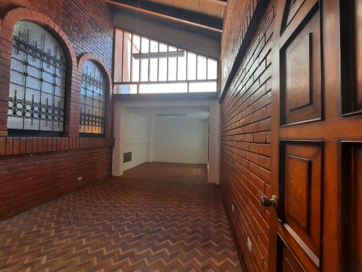 De Venta Casa en El Batan Sector Quicentro — imagen 3