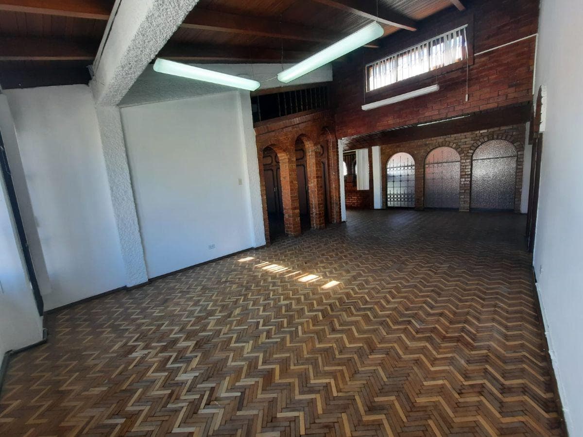 De Venta Casa en El Batan Sector Quicentro — imagen 2