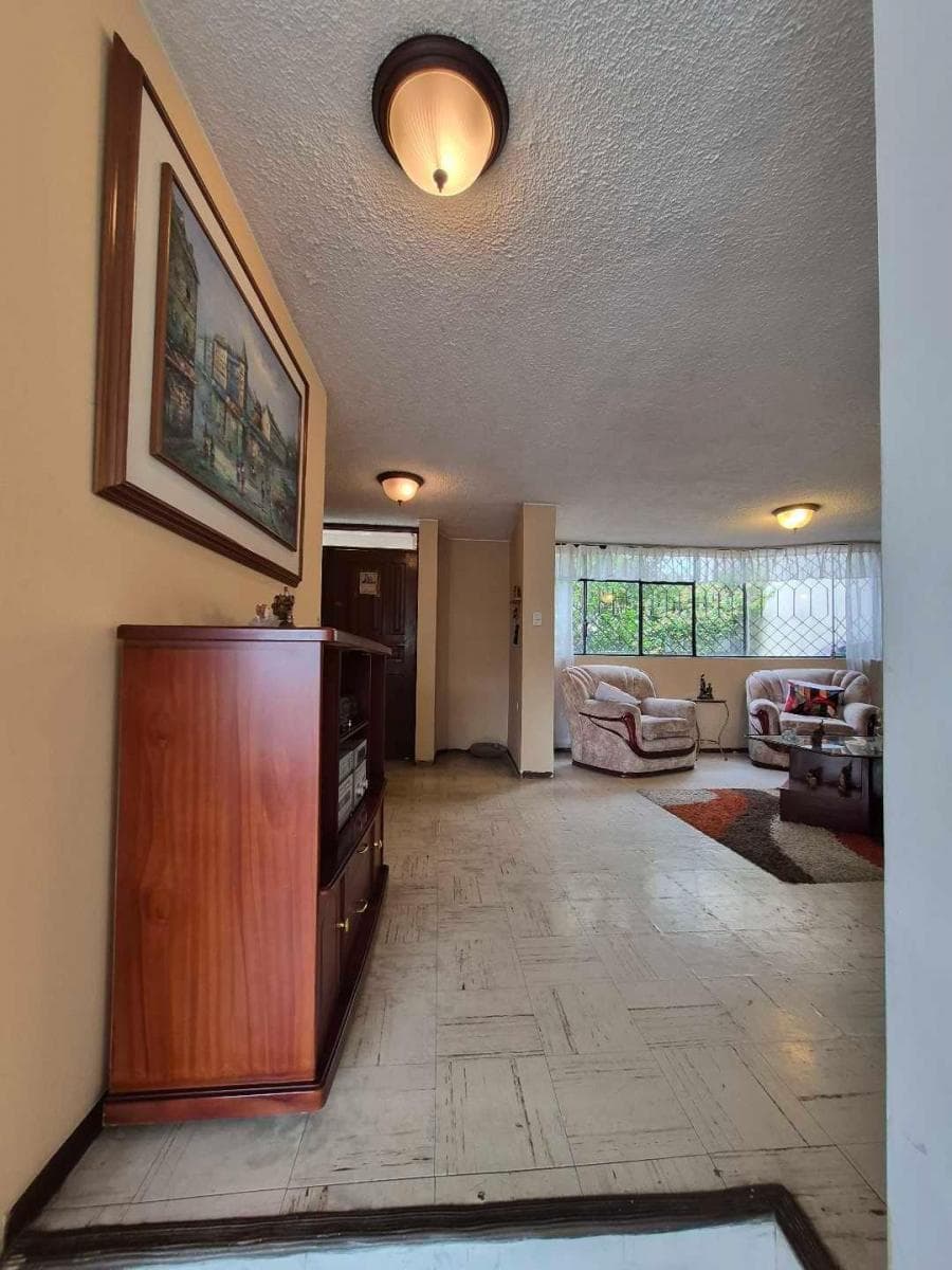 Venta Propiedad con Duplex y Suite, Monjas, Centro Oriente Quito — imagen 4