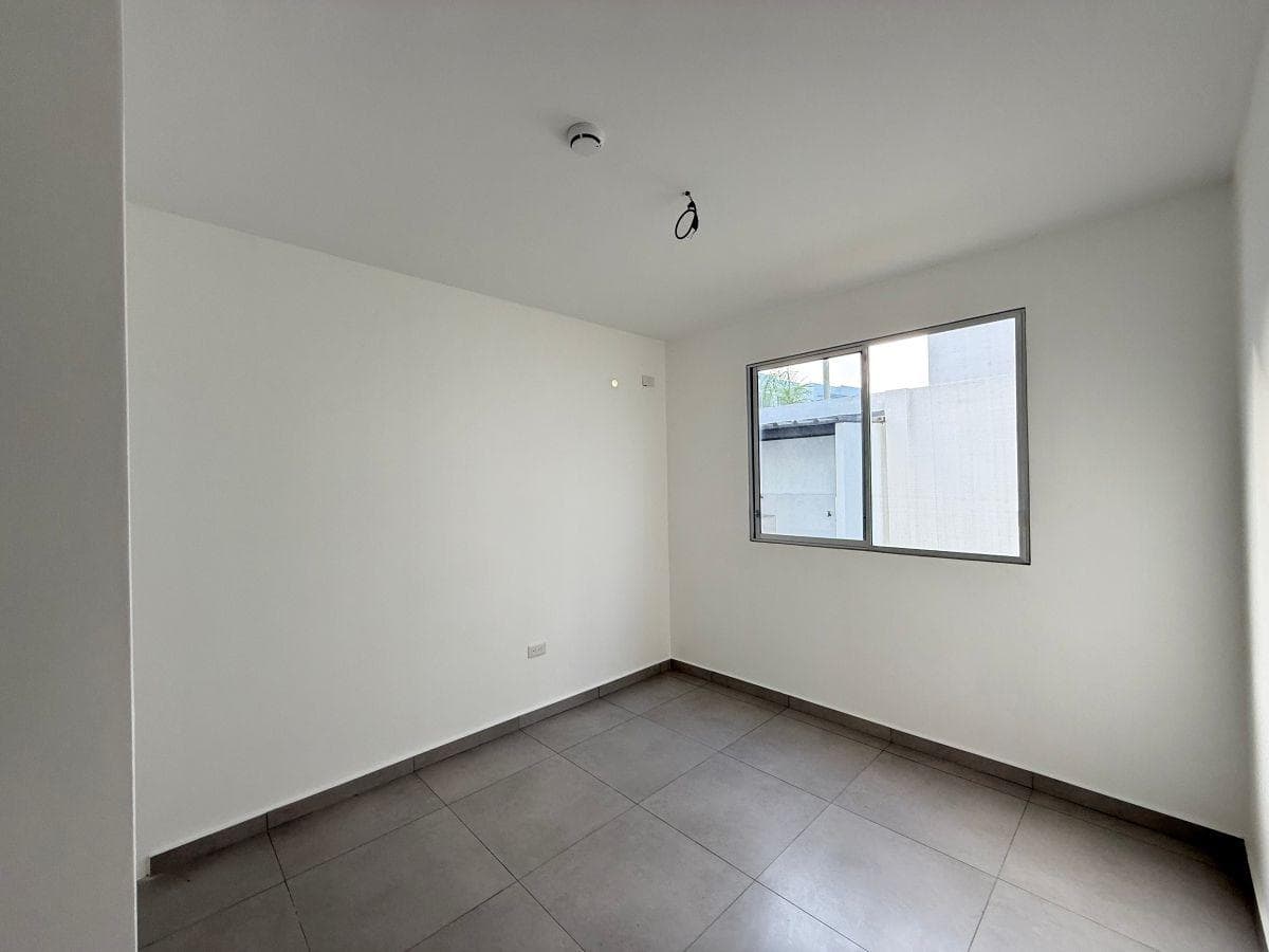Vendo Departamento Vía a La Costa, Guayas — imagen 4