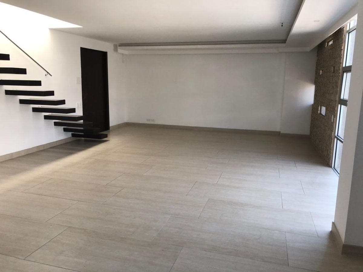 Vendo Cumbayá, Lindo Duplex, 224 m², 2 Dorm. Cerca del Parque de Cumbayá, Excelente Ubicación! — imagen 3