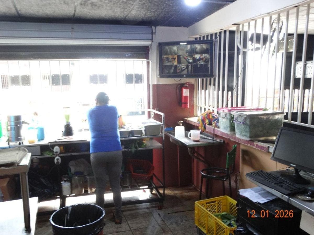 Casa Comercial de Venta en Portoviejo, Manabí — imagen 3