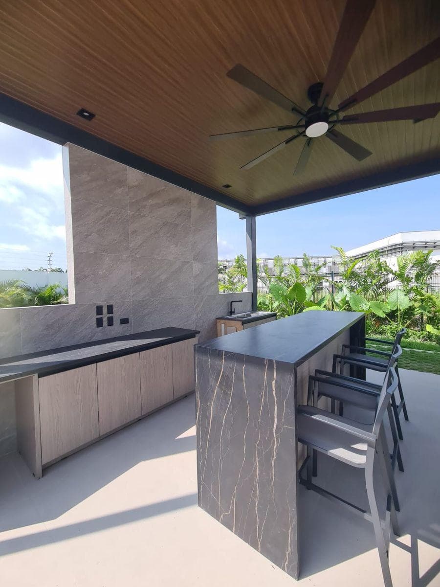 Departamento en Venta Nuevo Samborondón | Barranca Apartments Planta Baja con Patio, Guayas — imagen 1
