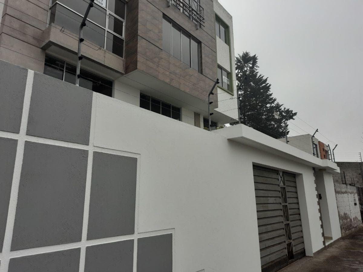Dpto 102 m² + 42 m² Terraza Bbq y Parqueadero en Mastodontes | $97.000 — imagen 10