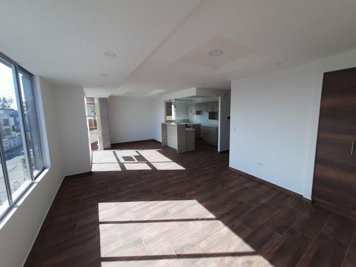Dpto 102 m² + 42 m² Terraza Bbq y Parqueadero en Mastodontes | $97.000 — imagen 9