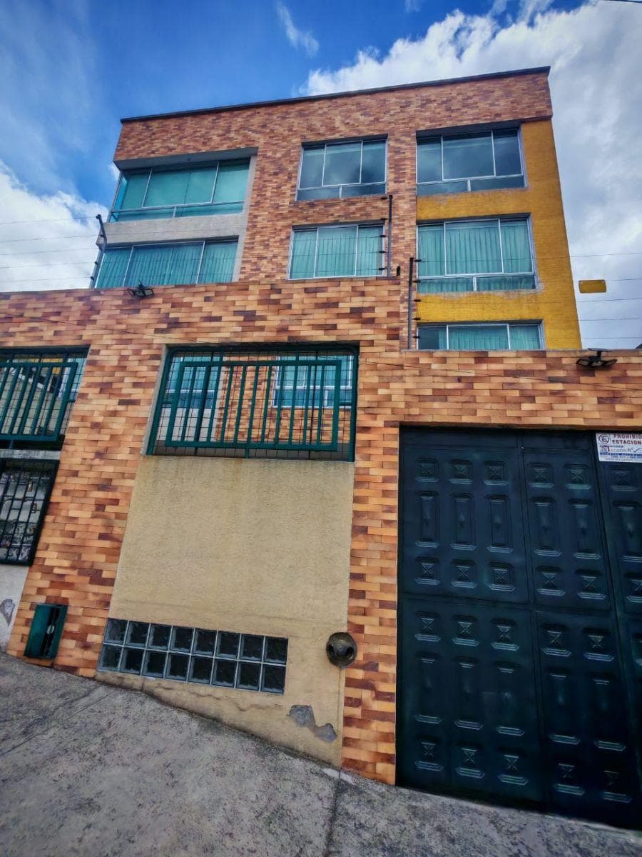 Departamento en Planta Baja - Ponceano — imagen 1