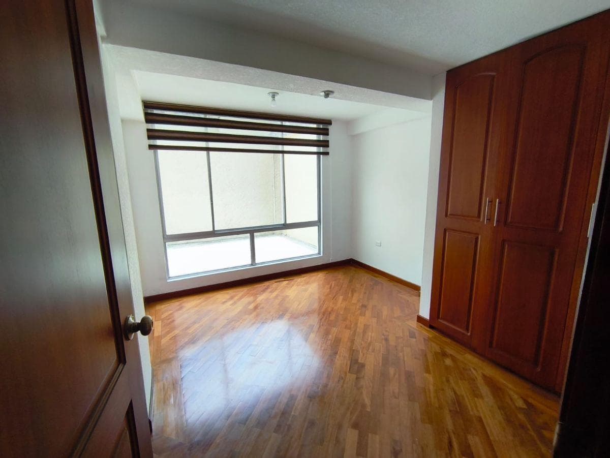 Departamento en Planta Baja - Ponceano — imagen 3