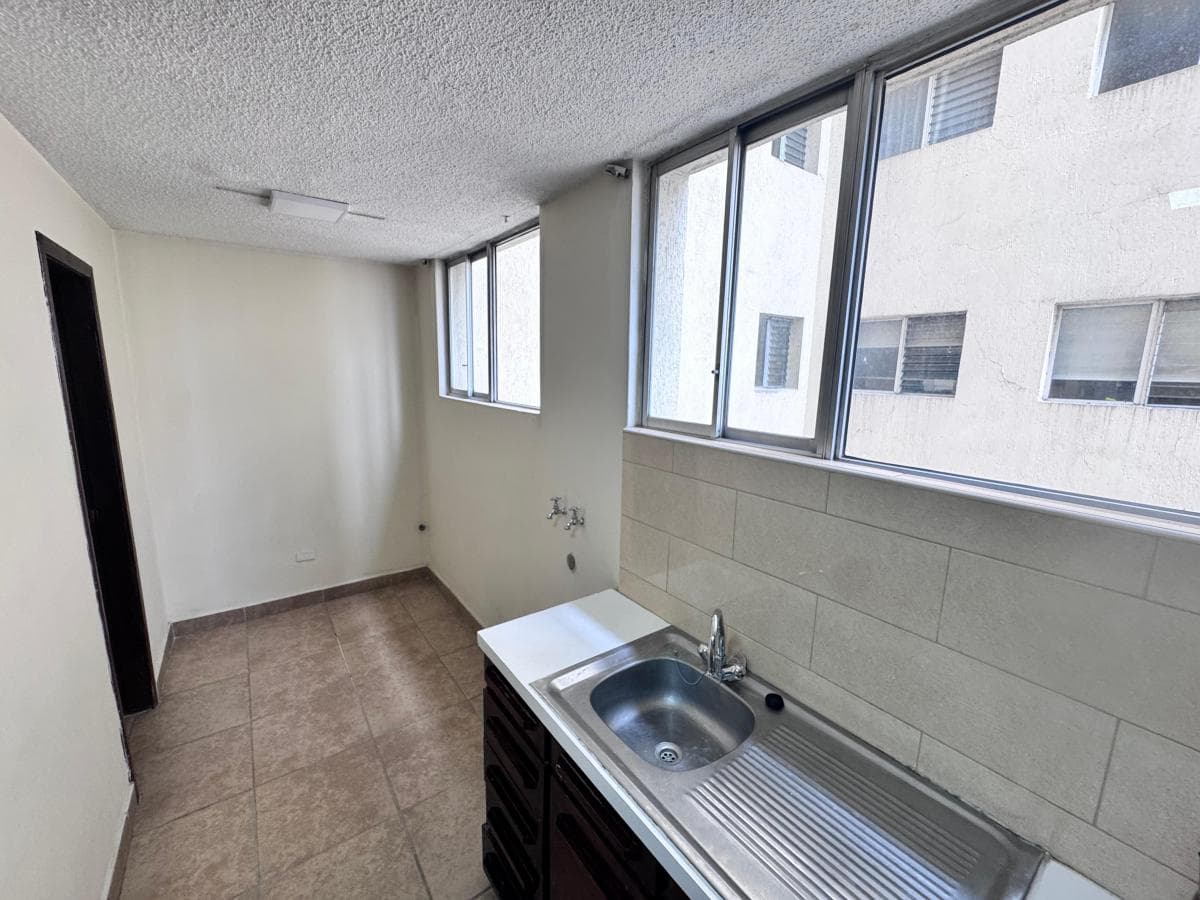 Luis Cordero - Vendo Departamento de 2 Dorm. - 99 m — imagen 9