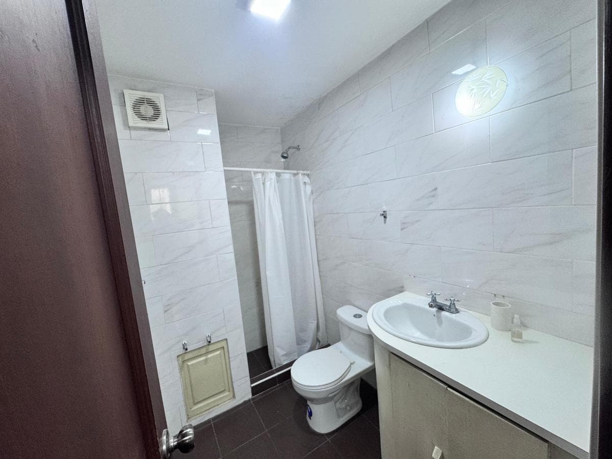 Luis Cordero - Vendo Departamento de 2 Dorm. - 99 m — imagen 4