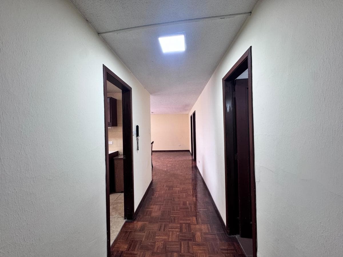 Luis Cordero - Vendo Departamento de 2 Dorm. - 99 m — imagen 3
