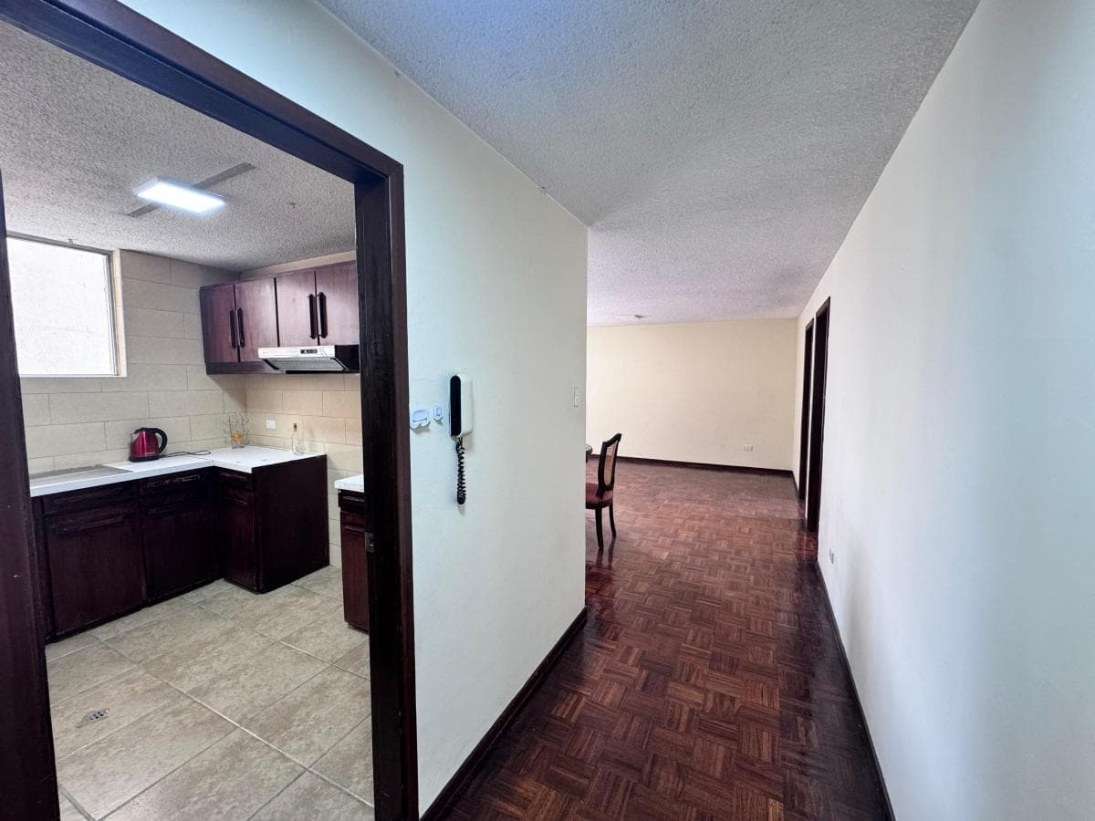 Luis Cordero - Vendo Departamento de 2 Dorm. - 99 m — imagen 2
