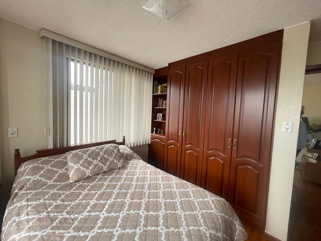 Vendo Casa - Urb. Lomas de Monteserrin - Seguridad 24/7 - *mm — imagen 5