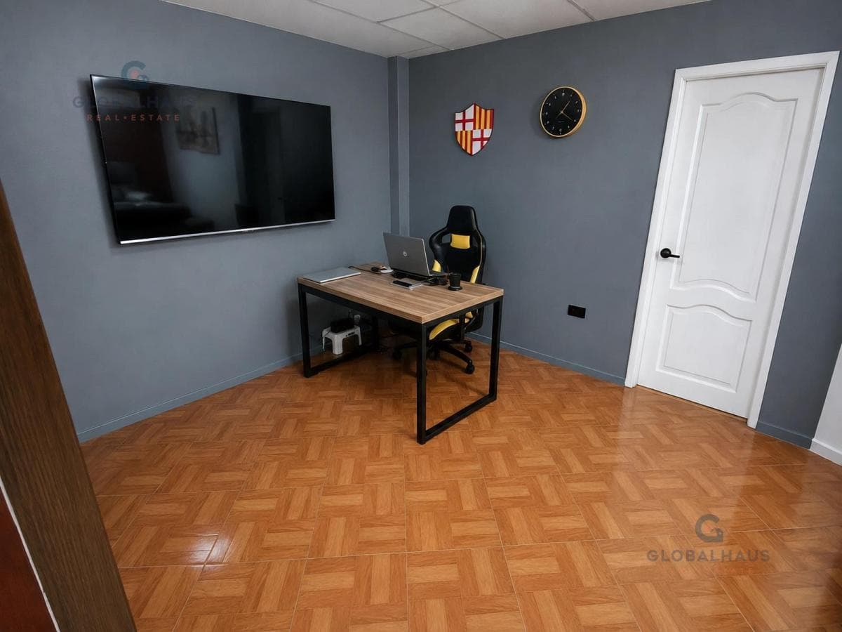 Casa en Venta con 3 Dorm. en Samanes 5 G. P. Guayas — imagen 3