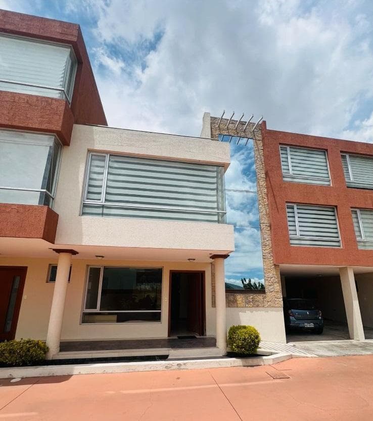 Casa en Venta Pusuqui — imagen 1
