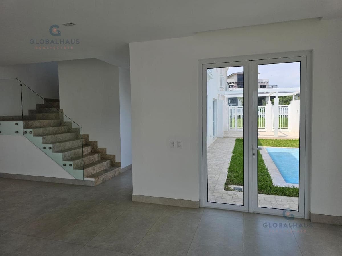 Venta de Casa en Proyecto en Aires Norte, 4 Habitaciones Samborondón V. J. Guayas — imagen 8