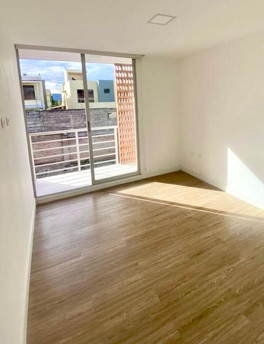 Vendo Departamento de Dos Dorm. sector Espe (Valle de Los Chillos) — imagen 3