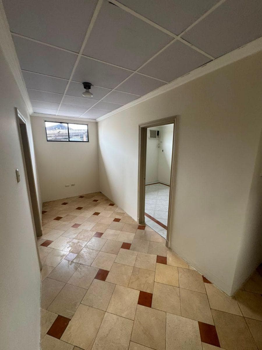 Amplio Departamento Zona Cerrada con Garaje, Kennedy Nueva/ Venta, Guayas — imagen 8
