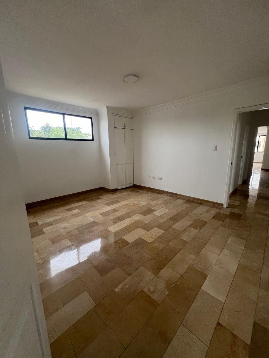 En Venta Departamento con Vista 2do Piso con Amplia Terraza, Guayas — imagen 6