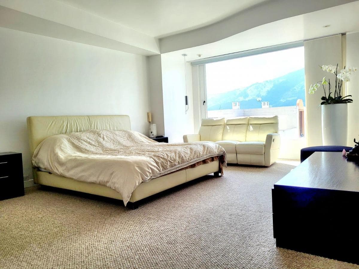 Venta Hermoso Penhouse Gonesiat — imagen 7