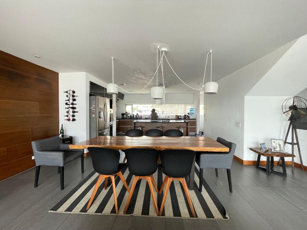 Departamento Dúplex de 190 m² con 2 Dorm. en Venta en González Suárez — imagen 8
