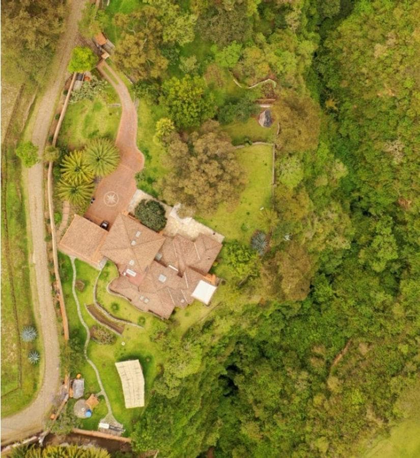 Casa Única Estilo Rustico Moderno con Vista Espectacular 5 Habitaciones, Cumbayá Intervalles — imagen 10