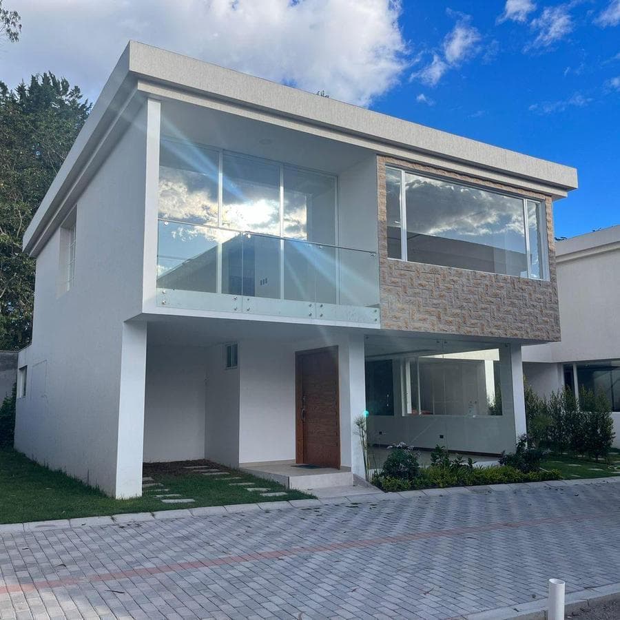 Venta Casa a Estrenar - Sector Tumbaco — imagen 10
