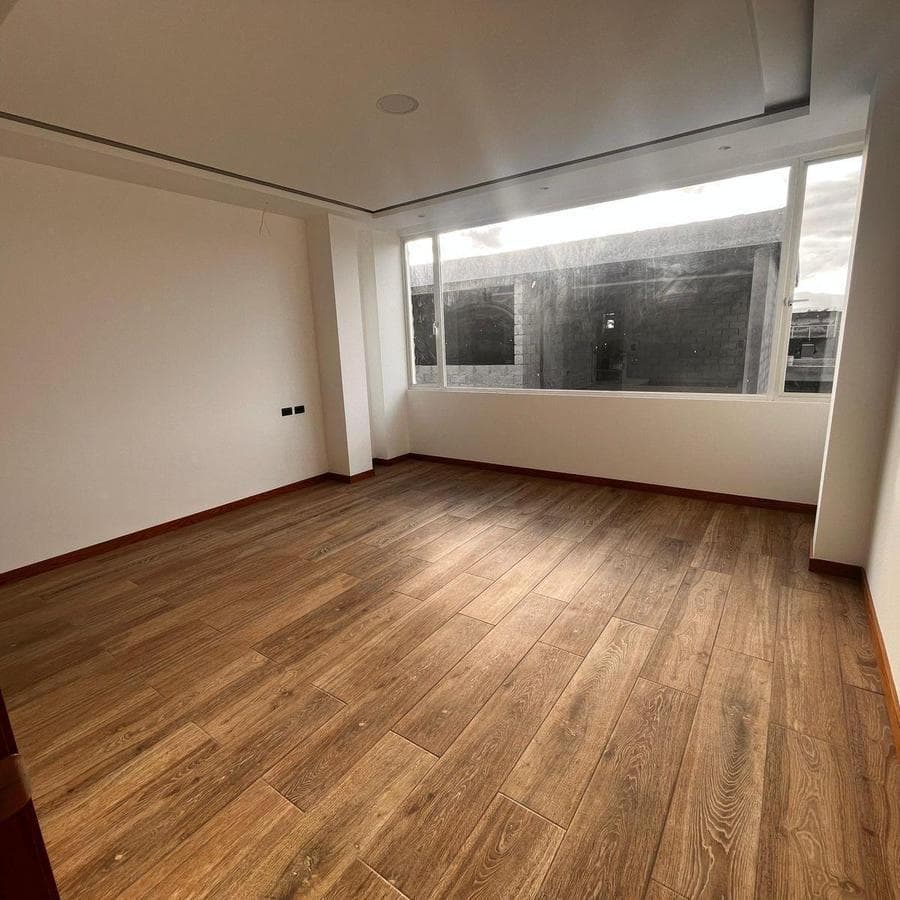 Venta Casa a Estrenar - Sector Tumbaco — imagen 3
