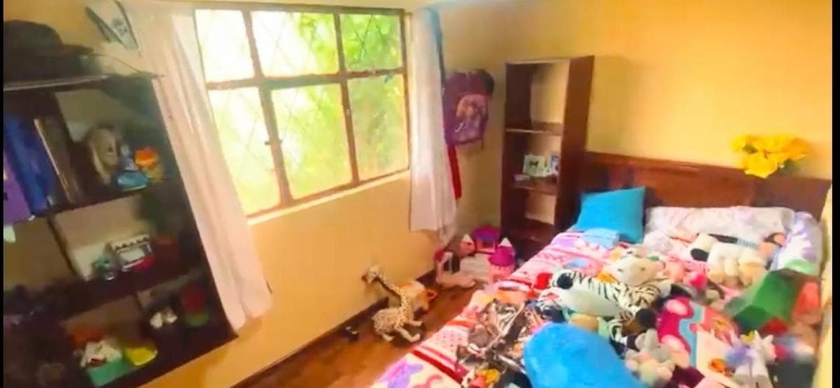 De Oportunidad Terreno 1029 m² con Casa en Venta - Azogues — imagen 5