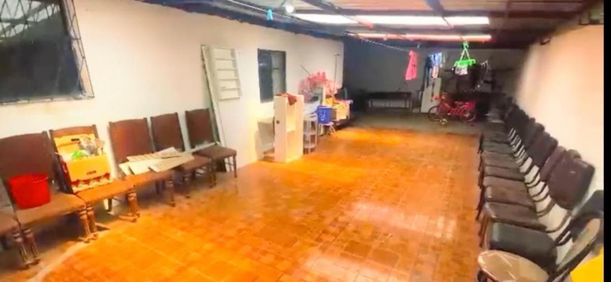 De Oportunidad Terreno 1029 m² con Casa en Venta - Azogues — imagen 3