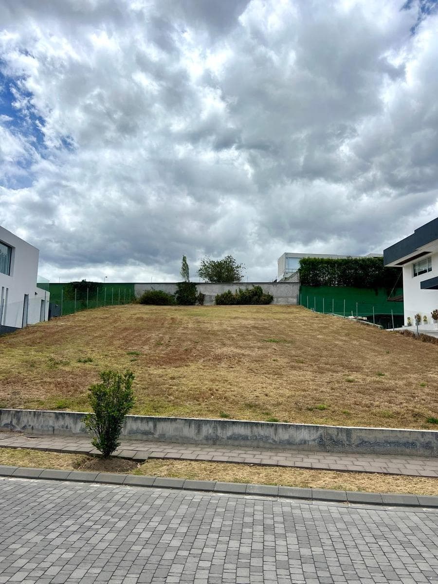 Mv - Sector Puembo en Venta Terreno en Urbanización 1.009 m² — imagen 2