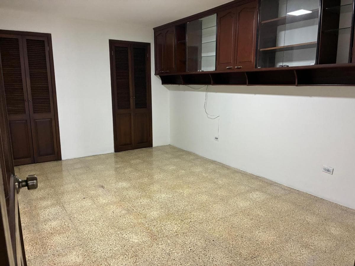 Departamento en Venta en Chimborazo y Colombia, Guayas — imagen 3