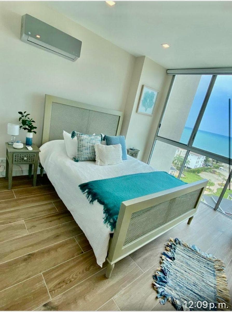 Departamento Frente Al Mar en Punta Blanca — imagen 4