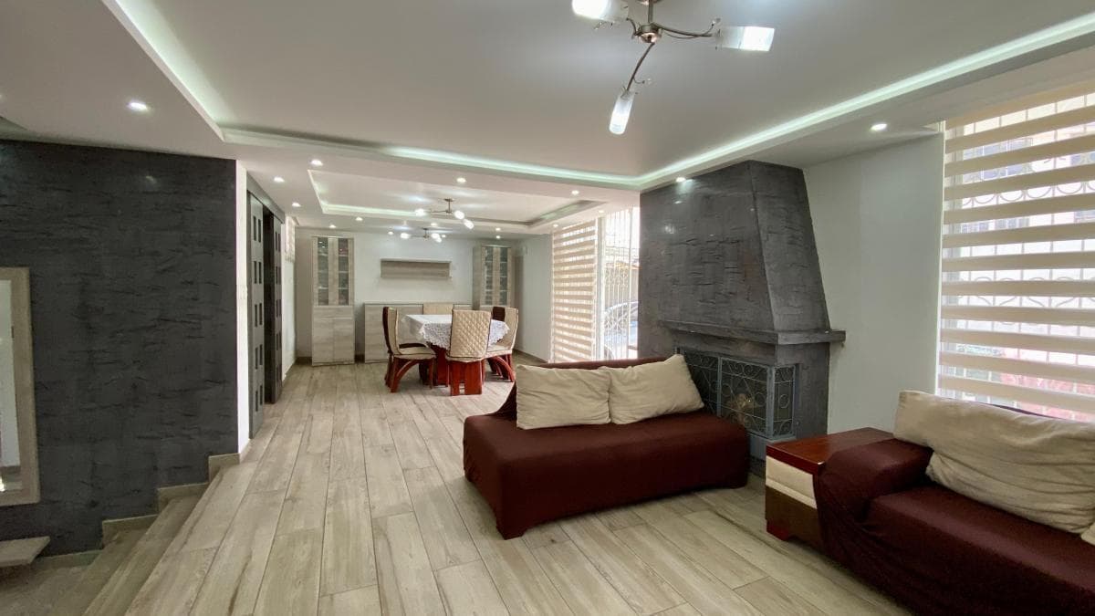 Casa de Venta Remodelada Norte de Quito (Casa - Dos Suites - Local Comercial) — imagen 5