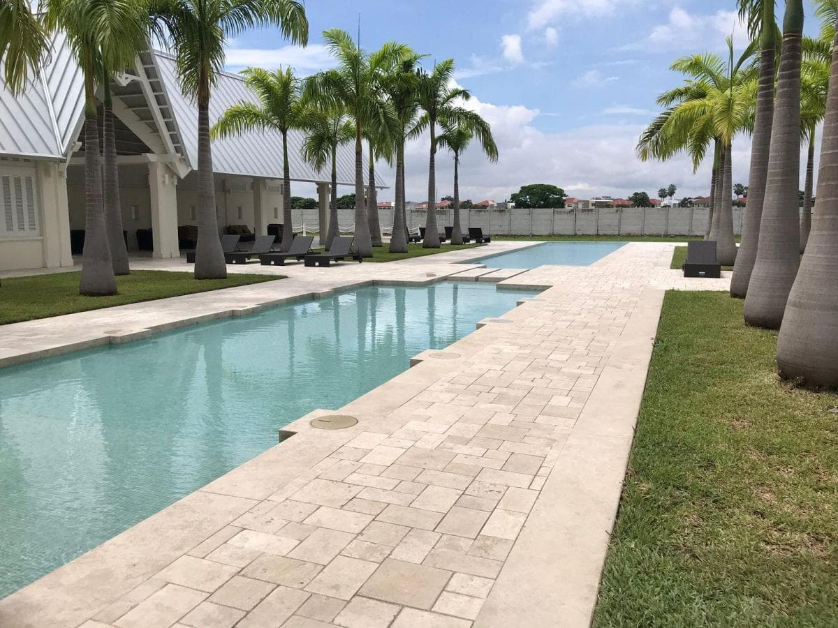 Oportunidad Dos Terrenos Medianeros 450 m y 480,m, Guayas — imagen 9