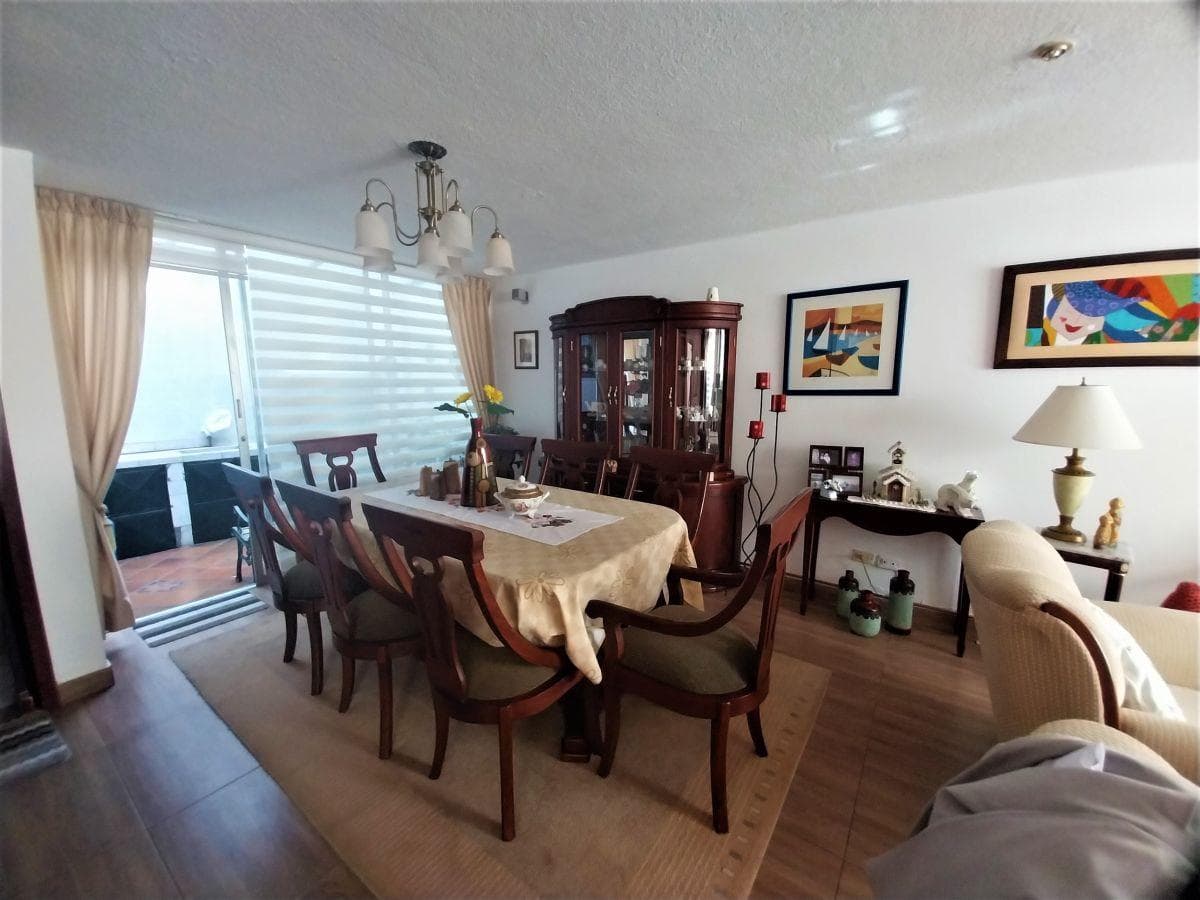 Casa en Venta Cotocollao, 3 Dorm. — imagen 1