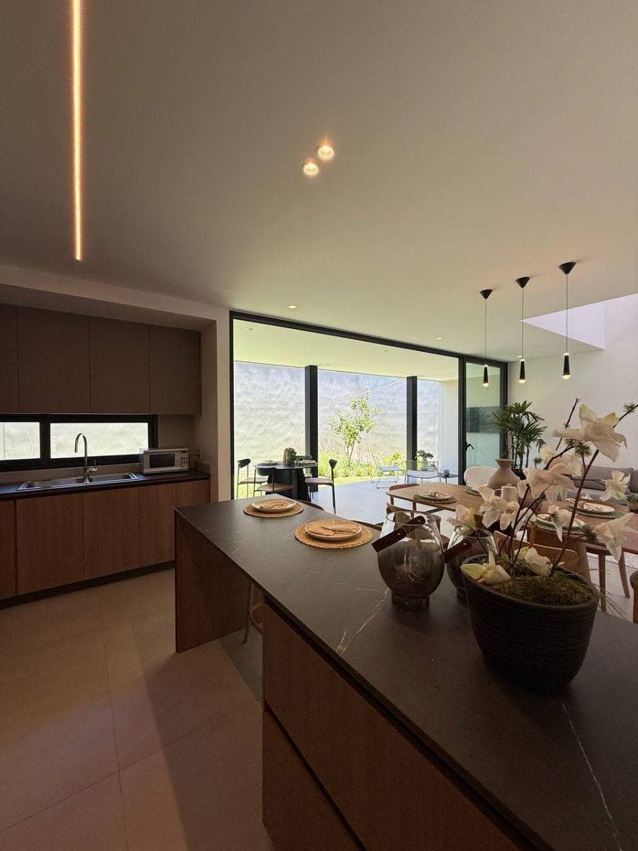 Casa de Lujo - en Venta - Tumbaco - 166 m² — imagen 8