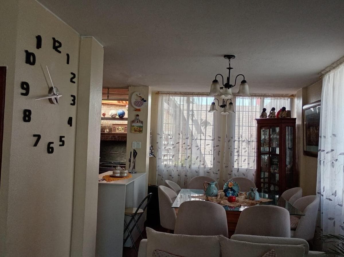 Casa de 191 m² con 3 Habitaciones en Venta en Quitumbe — imagen 8