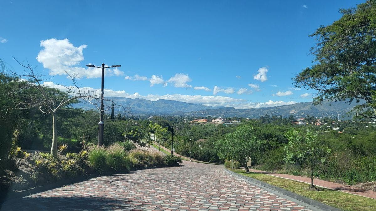 Vendo Hermoso Terreno con Linda Vista, Urbanización Privada Tumbaco Collaqui — imagen 6