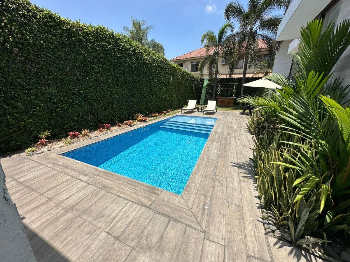 Casa 1 Planta con 700 m² de Terreno y 4 Habitaciones en Venta en Samborondón, Guayas — imagen 8