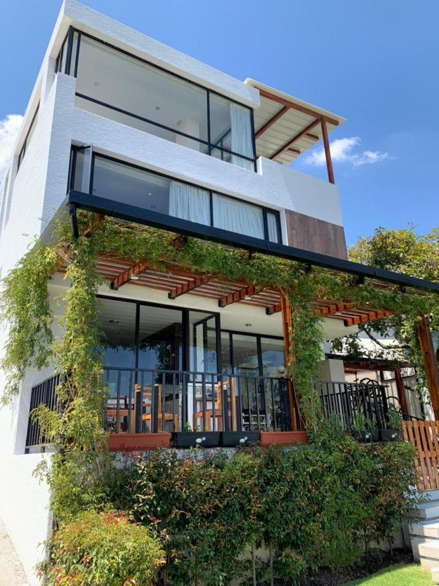 San Patricio Cumbaya Casa Nueva 4 Dorm., Jardín, 6 Parqueos, Terraza, Estudio, Seguridad — imagen 9