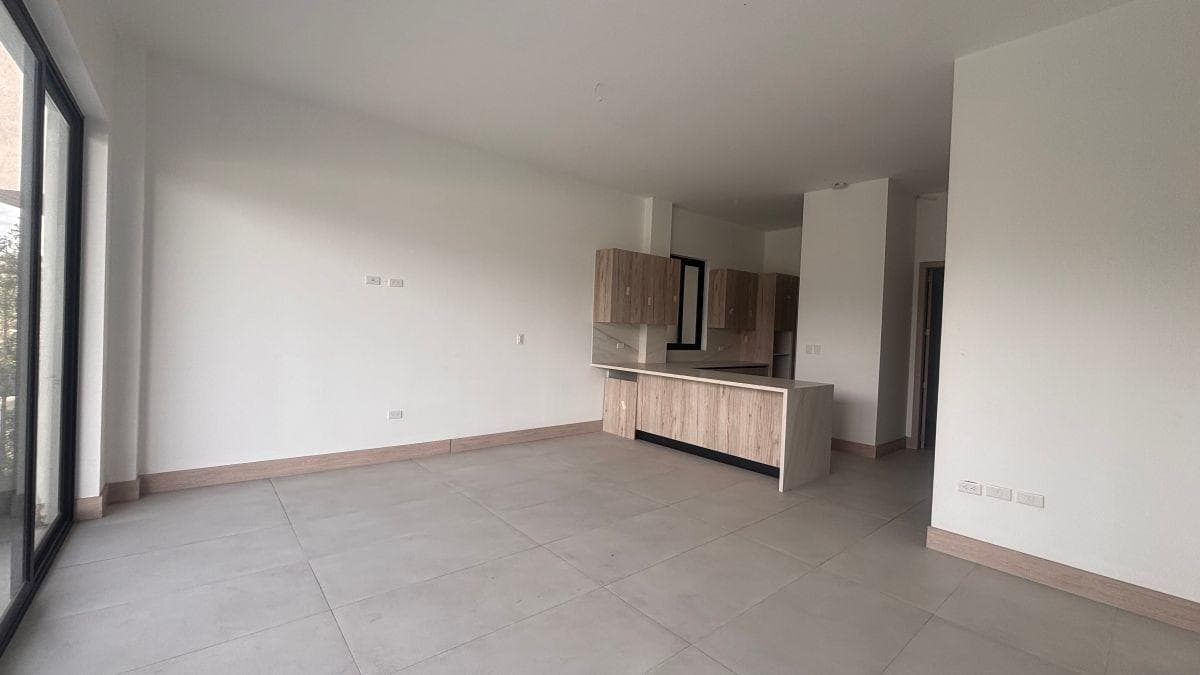 Departamento por Estrenar con Vista y Terraza en Cumbayá — imagen 6