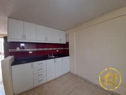 Casa en Venta de 3 Dorm. Dentro de Conjunto, Sector Bellavista de Calderón — imagen 6