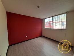 Casa en Venta de 3 Dorm. Dentro de Conjunto, Sector Bellavista de Calderón — imagen 3