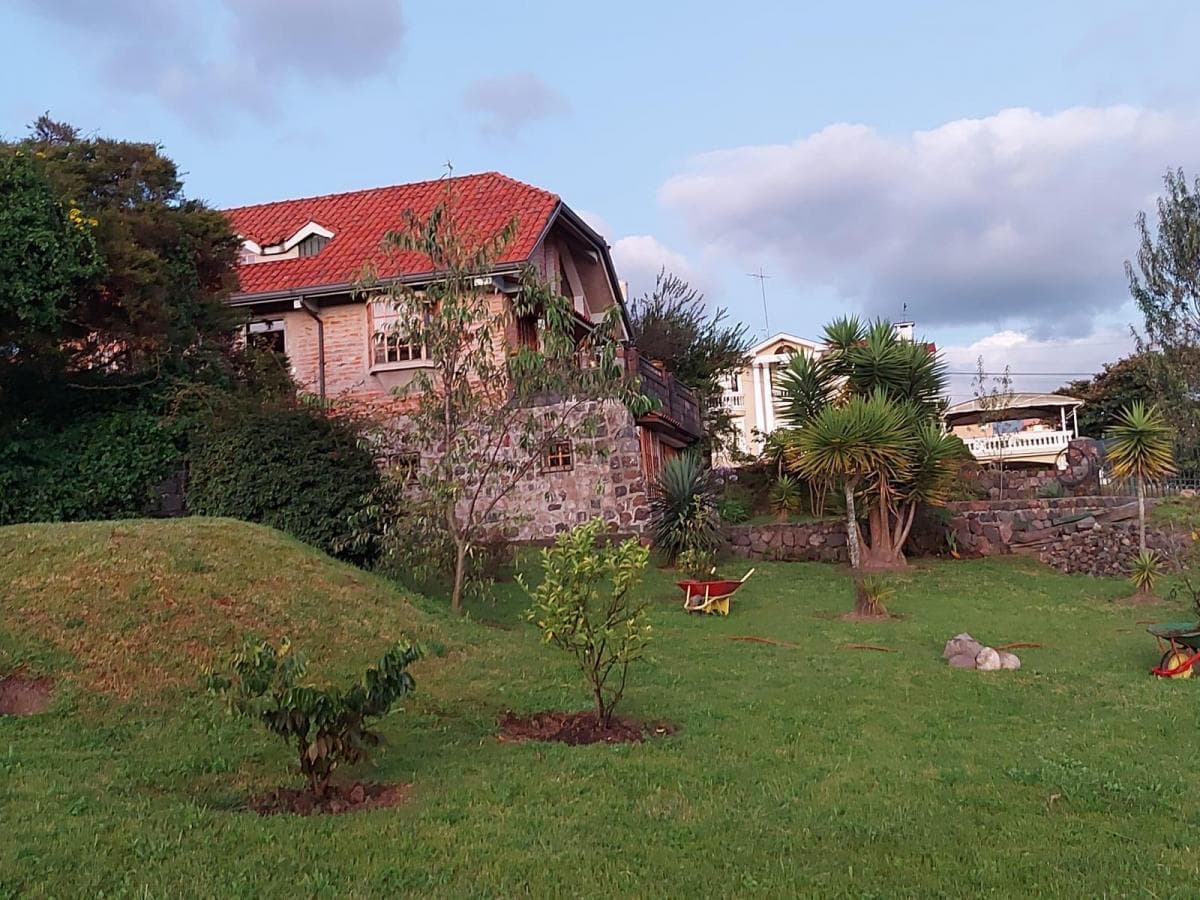 Casa con 2450 m² de Venta en Los Chillos — imagen 10