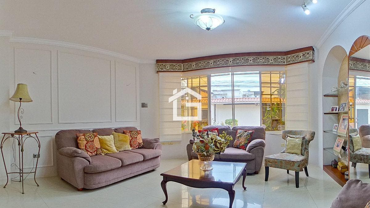 Casa con Suite y Oficina en Venta Cerca del Centro de Machala | Ideal Para Vivir y Emprender, El Oro — imagen 8