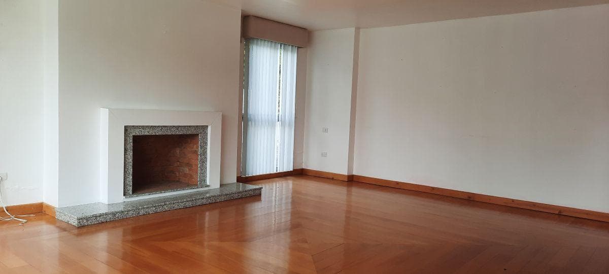 Vendo Casa de 550 m en Urbanización Segura en Cumbaya — imagen 7