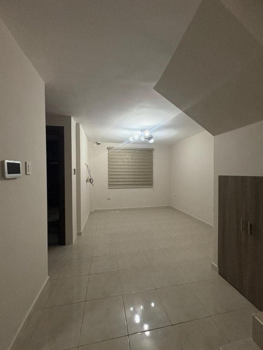 Se Vende Casa Remodelada en Paraíso del Río – Mucho Lote 2 - Narcisa de Jesus (Rg), Guayas — imagen 8