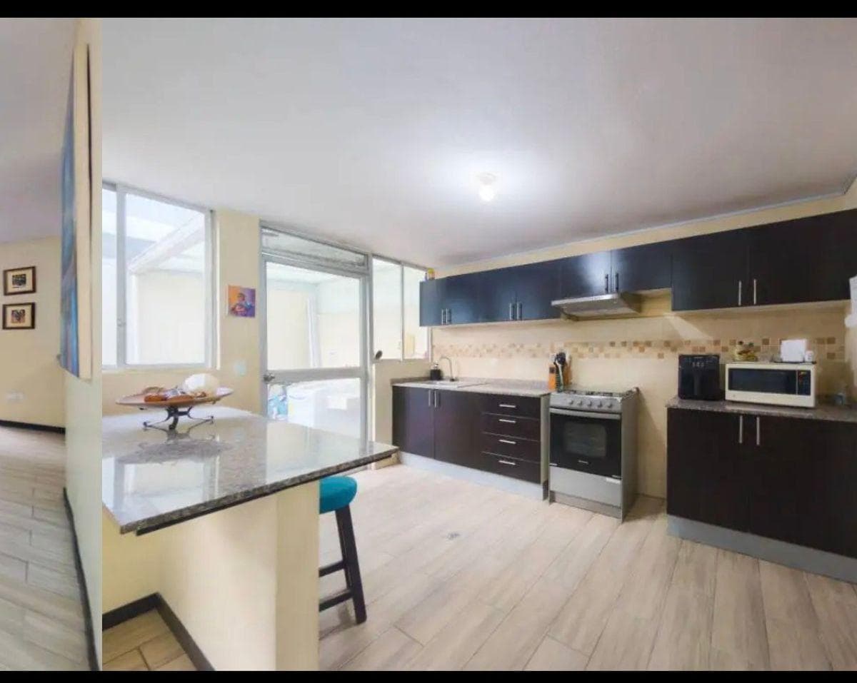 Venta de Casa de Oportunidad en Pomasqui Via a La Mitad del Mundo — imagen 8