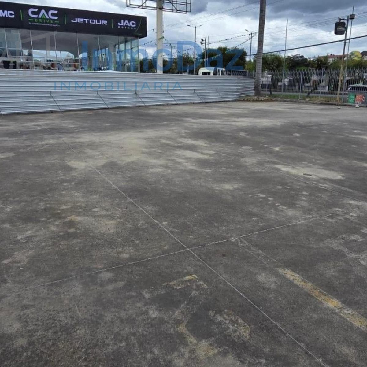 Vendo Terreno en Quito Sector de La Kennedy, Av Galo Plaza Lasso — imagen 1
