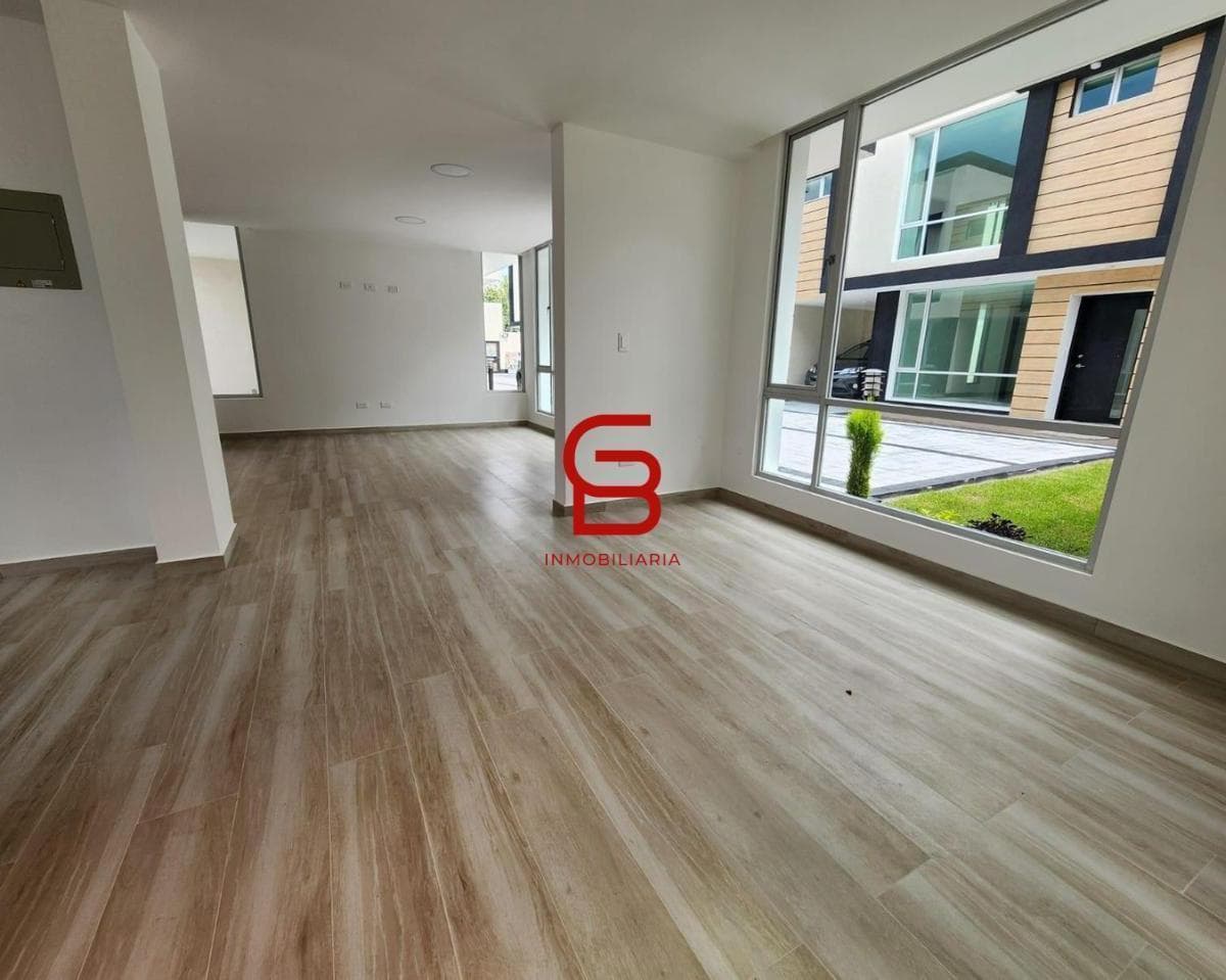 Vendo Casa 4 Dorm. 1 en Planta Baja a Estrenar - Tumbaco a Dos Minutos de La Ruta Viva — imagen 1